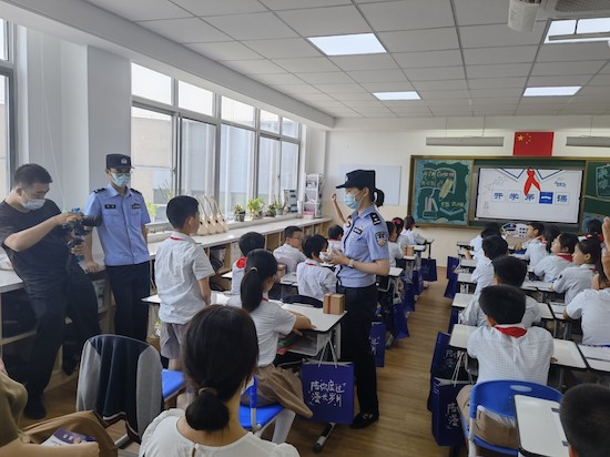 图片4.jpg