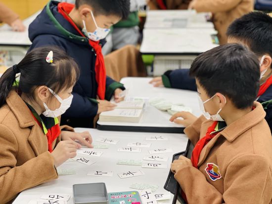 图3（封面）.jpg