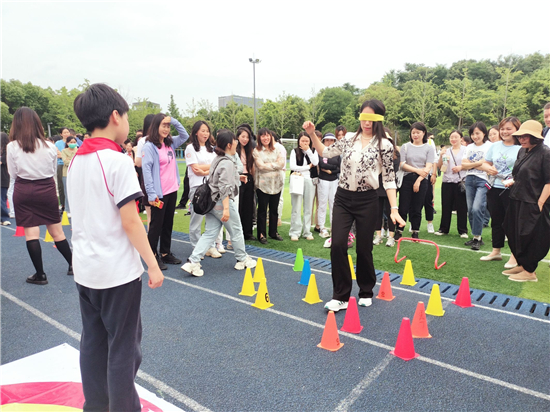 家长会1.jpg