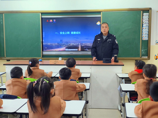 图1.jpg